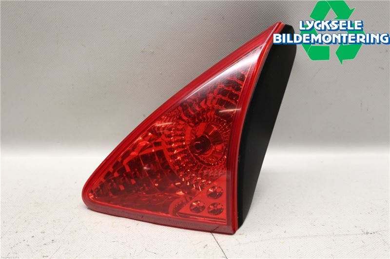 Peugeot 3008 09-16 Bakljus Lucka Hö