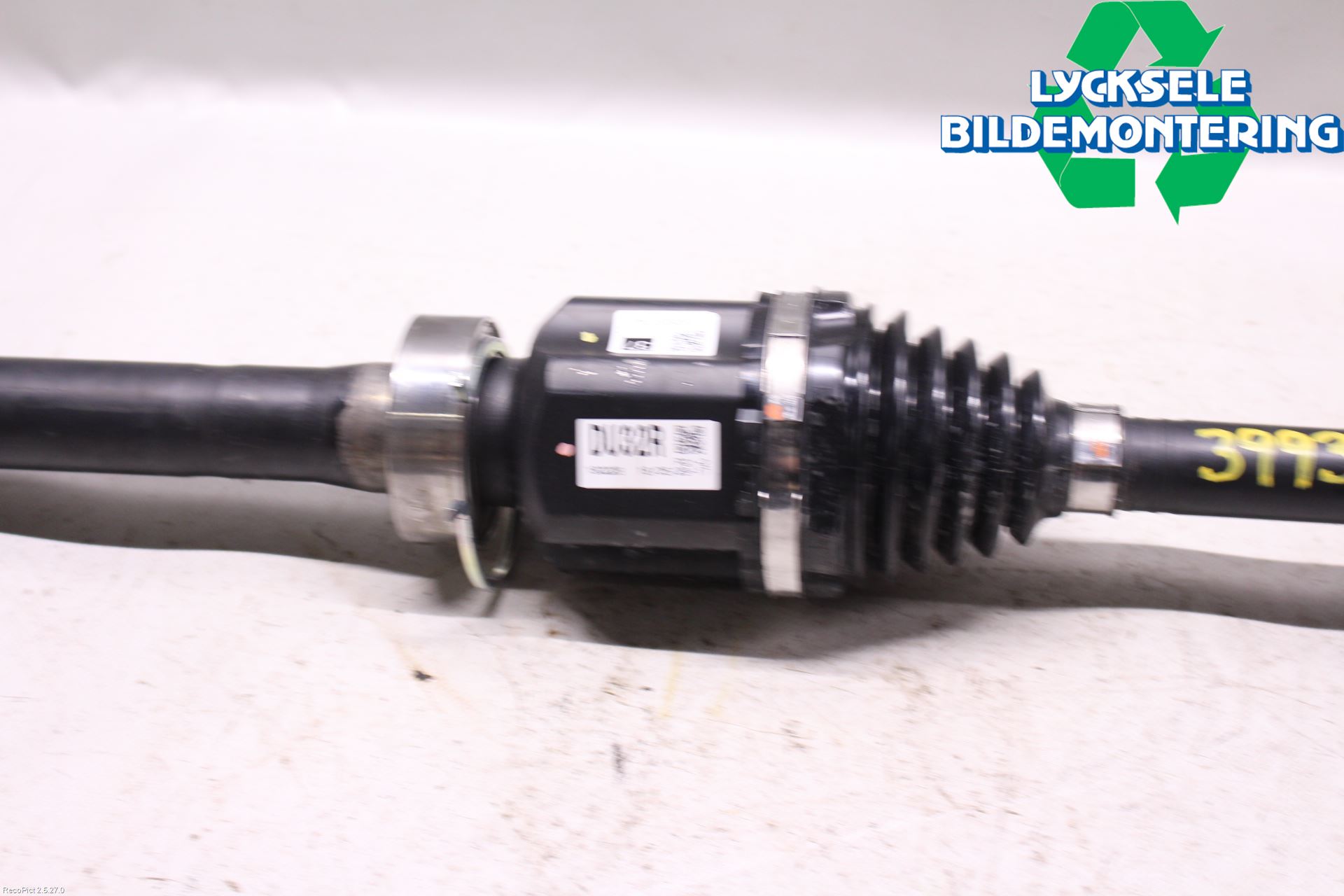 Toyota RAV4 13-18 Drivaxel Fram Höger