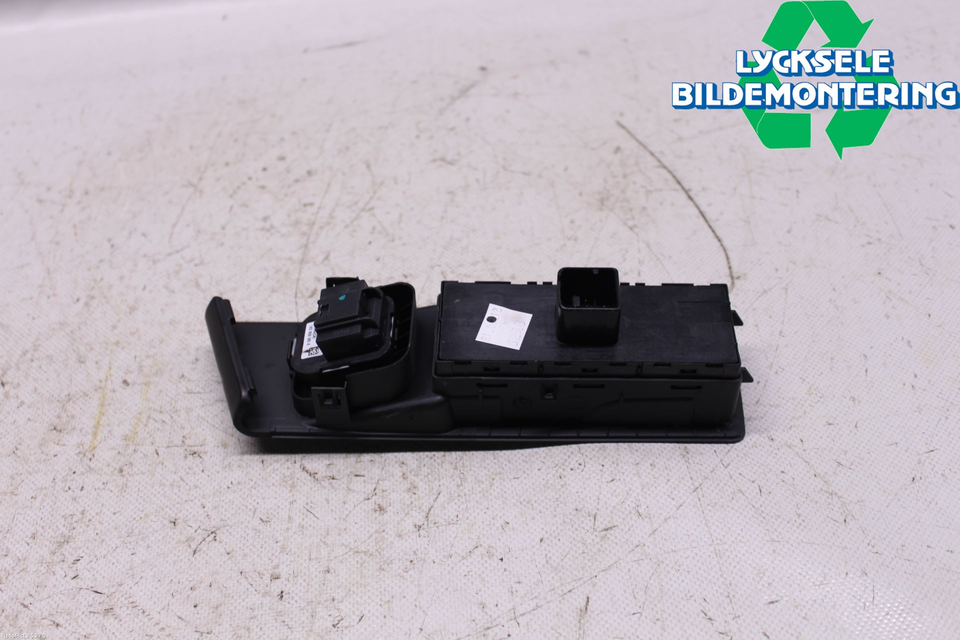 Volkswagen VW PASSAT 11-14 Strömställare Elhiss