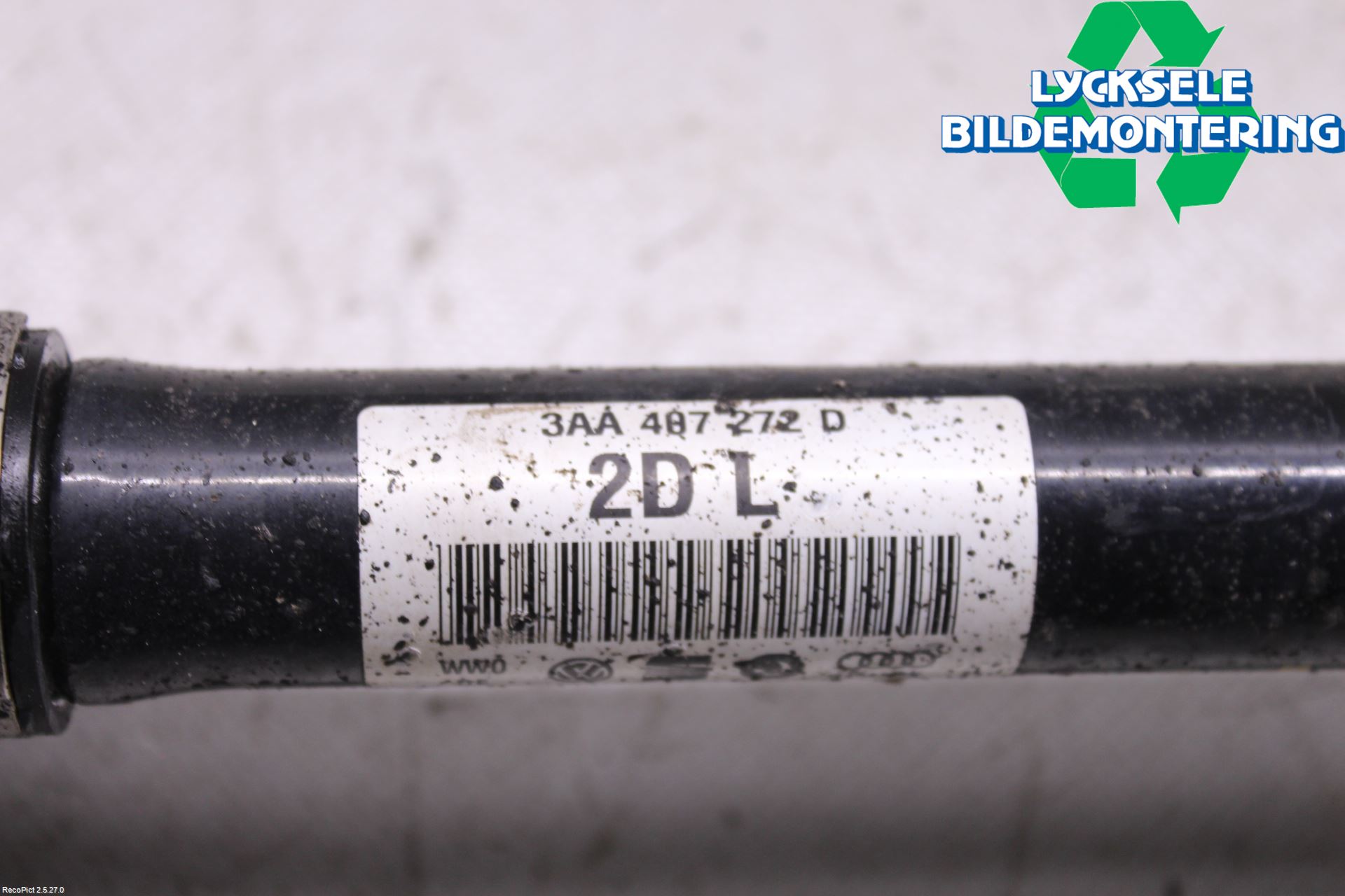 Volkswagen VW PASSAT 11-14 Drivaxel Fram Höger