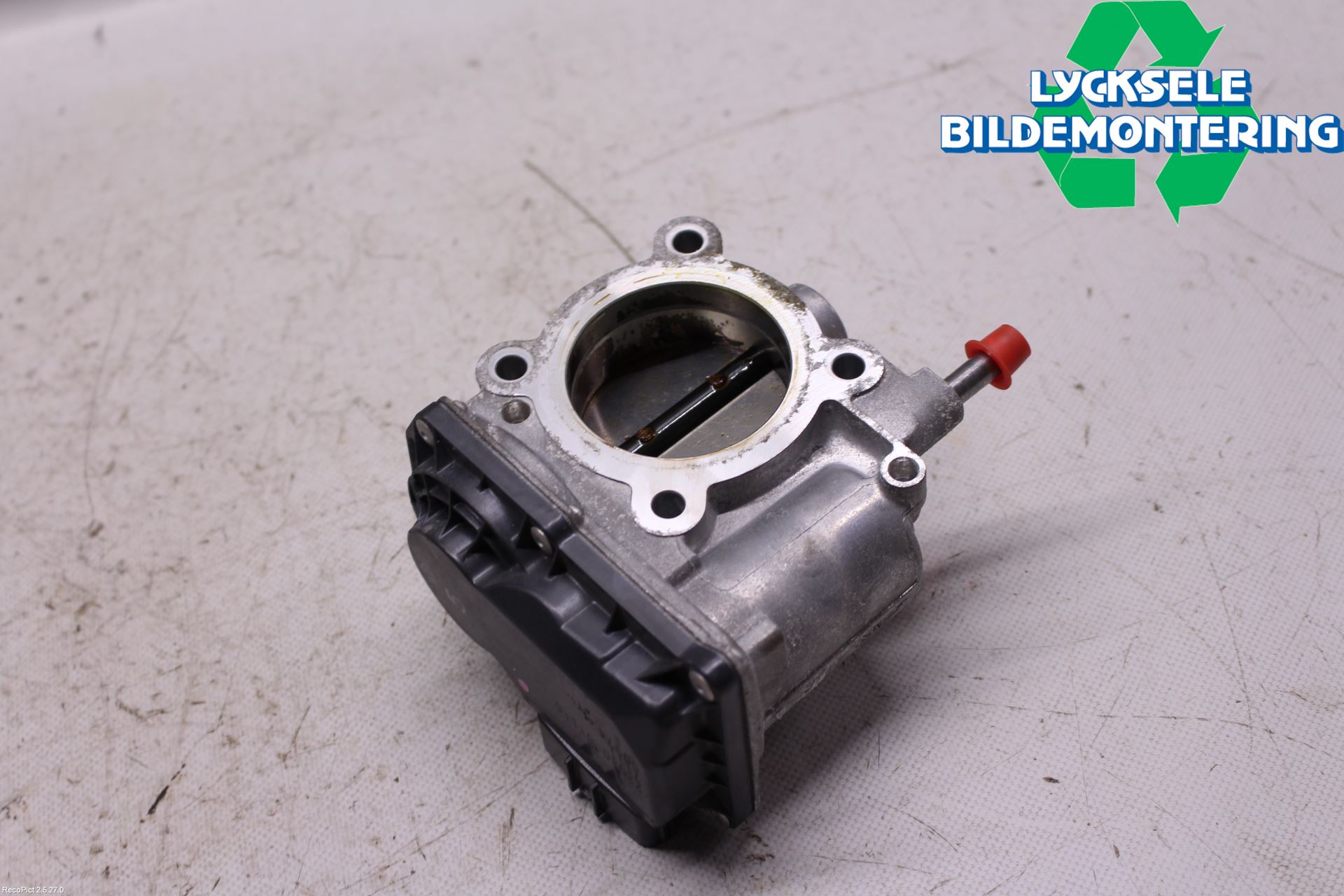 Toyota AURIS 13-19 Injspjällhus