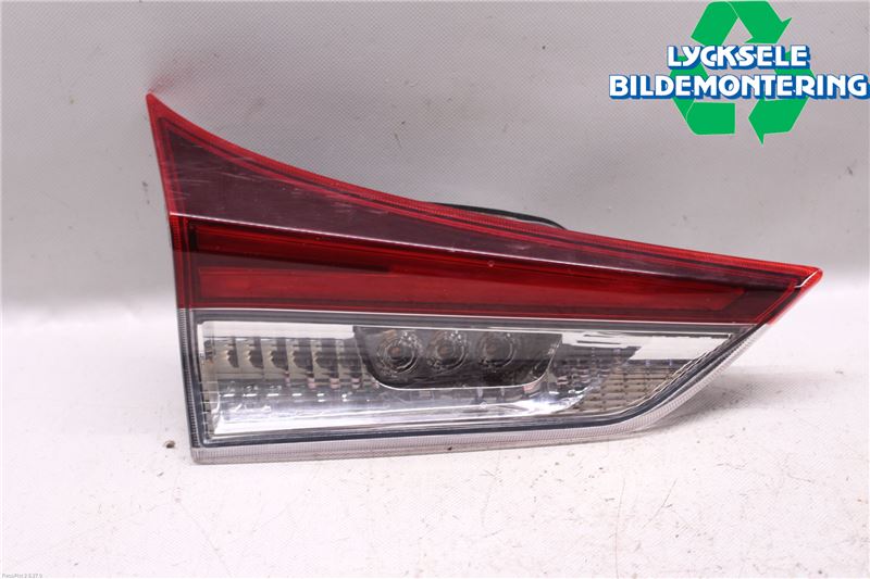Toyota AURIS 13-19 Bakljus Lucka Vä