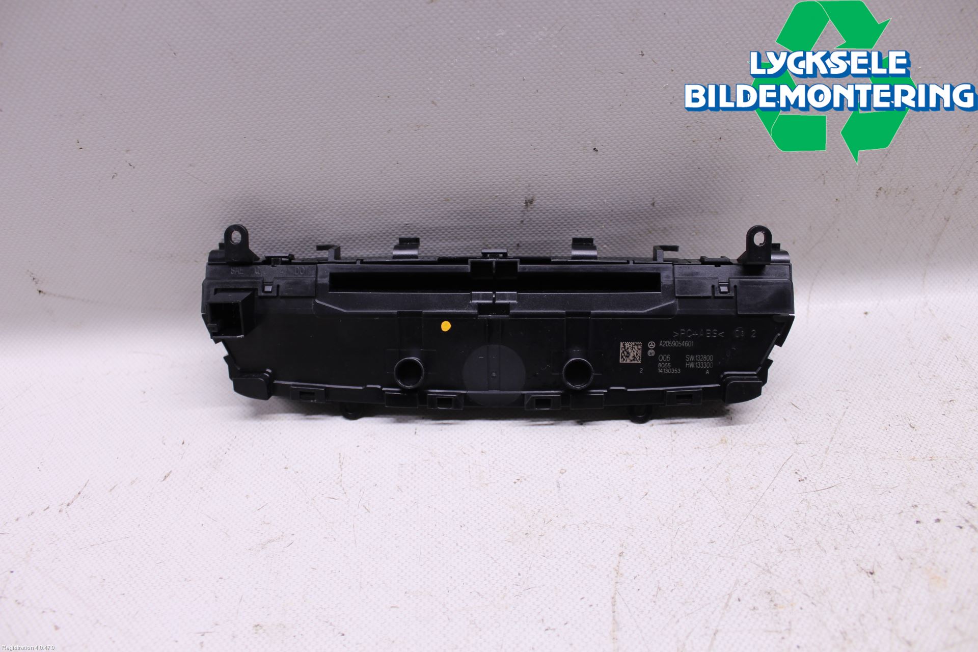 Mercedes-Benz MB C-KLASS (W205) 14-21 Cd Radio - Multimediapanel