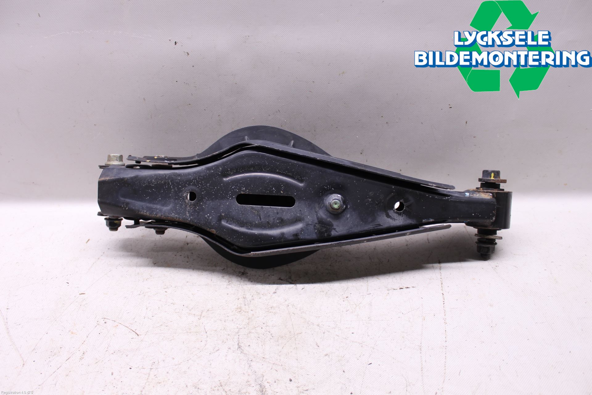 Kia SORENTO 15-20 Bärarm Bak Vänster