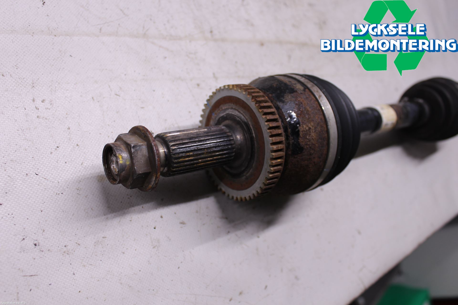 Kia SORENTO 15-20 Drivaxel Fram Vänster