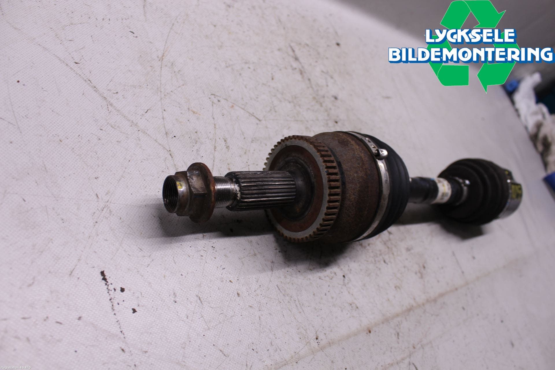 Kia SORENTO 15-20 Drivaxel Fram Höger