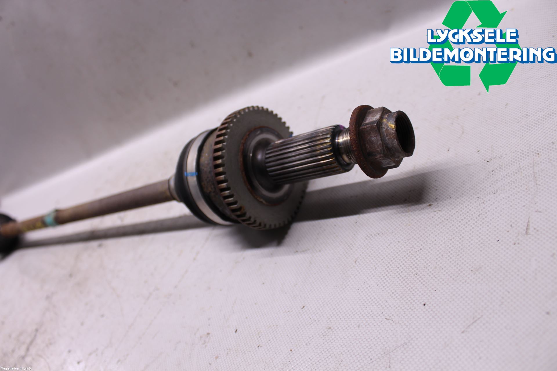 Kia SORENTO 15-20 Drivaxel Bak Vänster