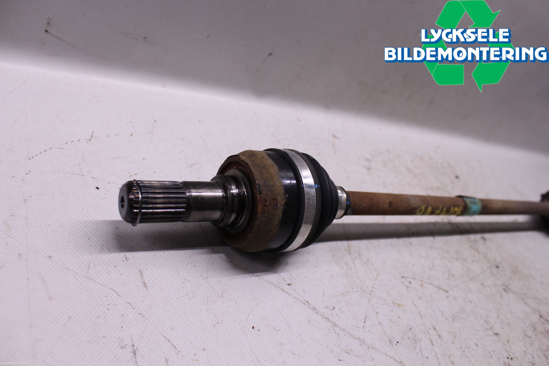 Kia SORENTO 15-20 Drivaxel Bak Vänster