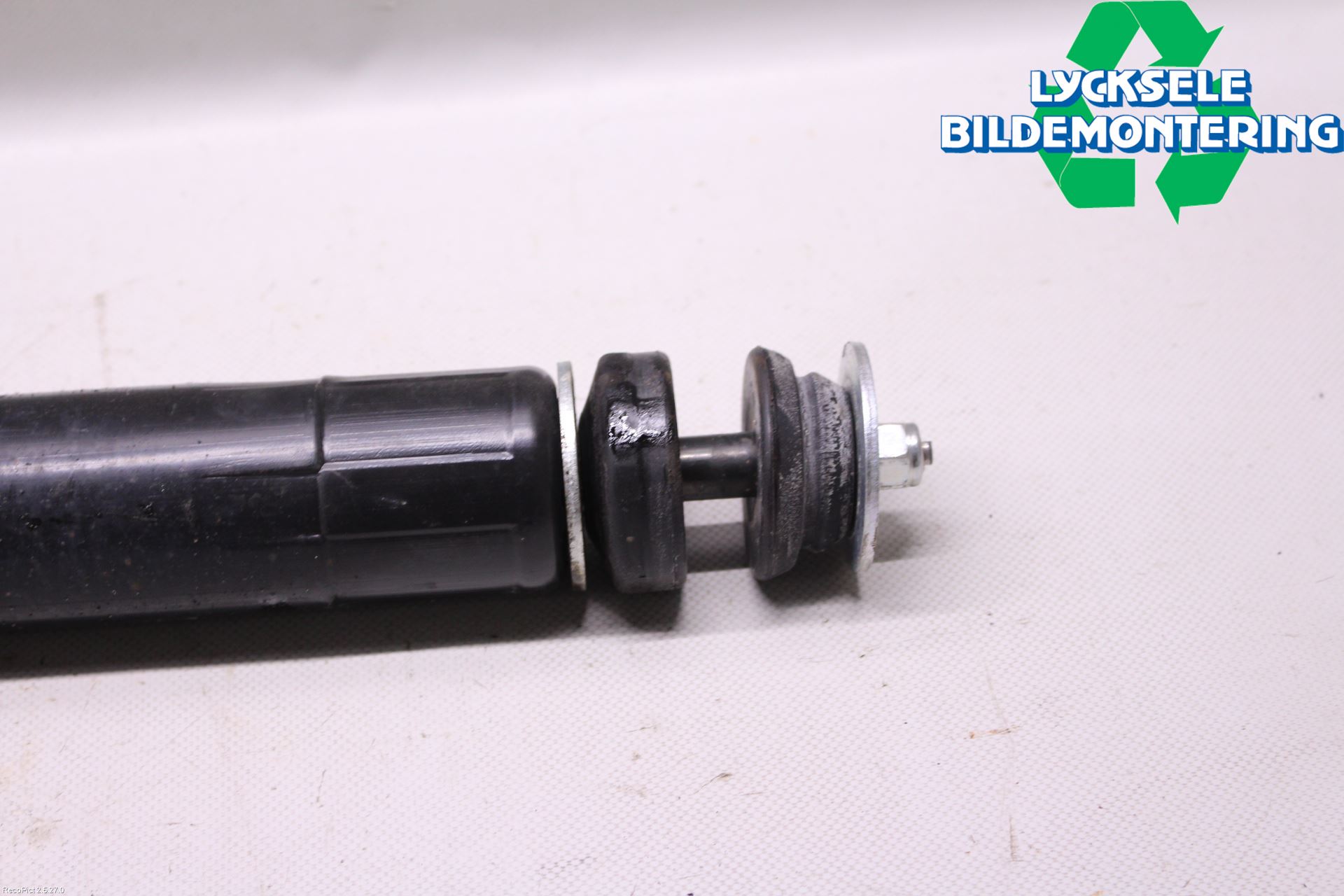 Suzuki SX4 S-CROSS 14-21 Stötdämpare Bak