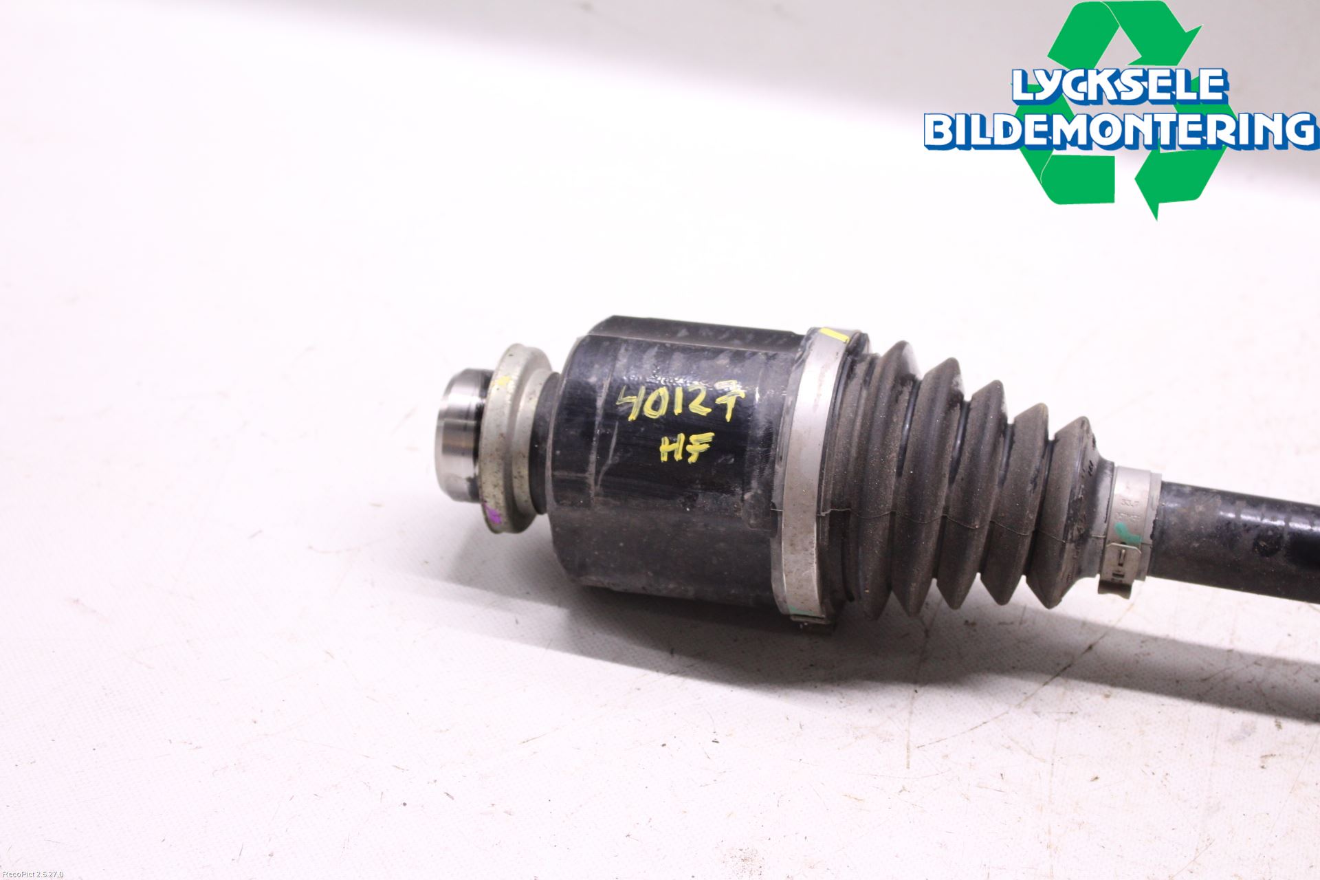 Suzuki SX4 S-CROSS 14-21 Drivaxel Fram Höger