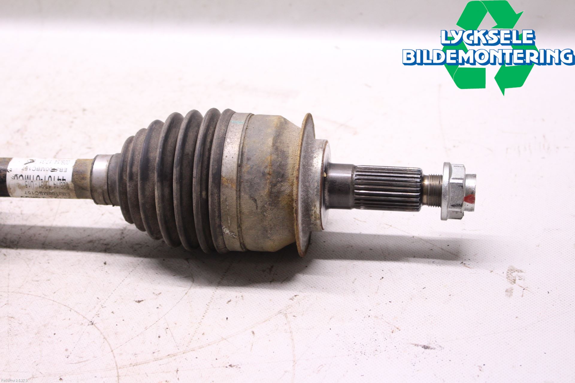 Suzuki SX4 S-CROSS 14-21 Drivaxel Fram Höger