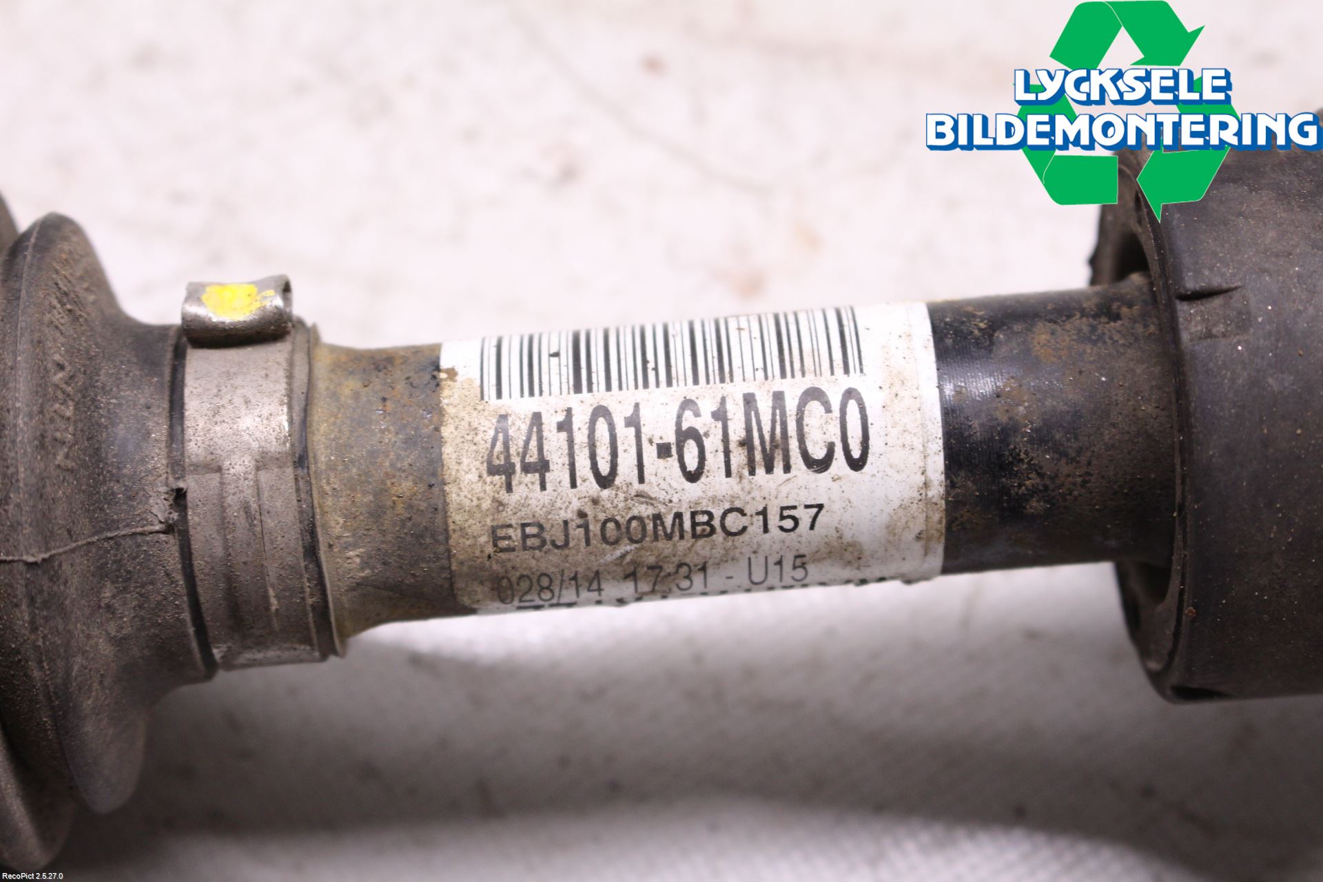 Suzuki SX4 S-CROSS 14-21 Drivaxel Fram Höger