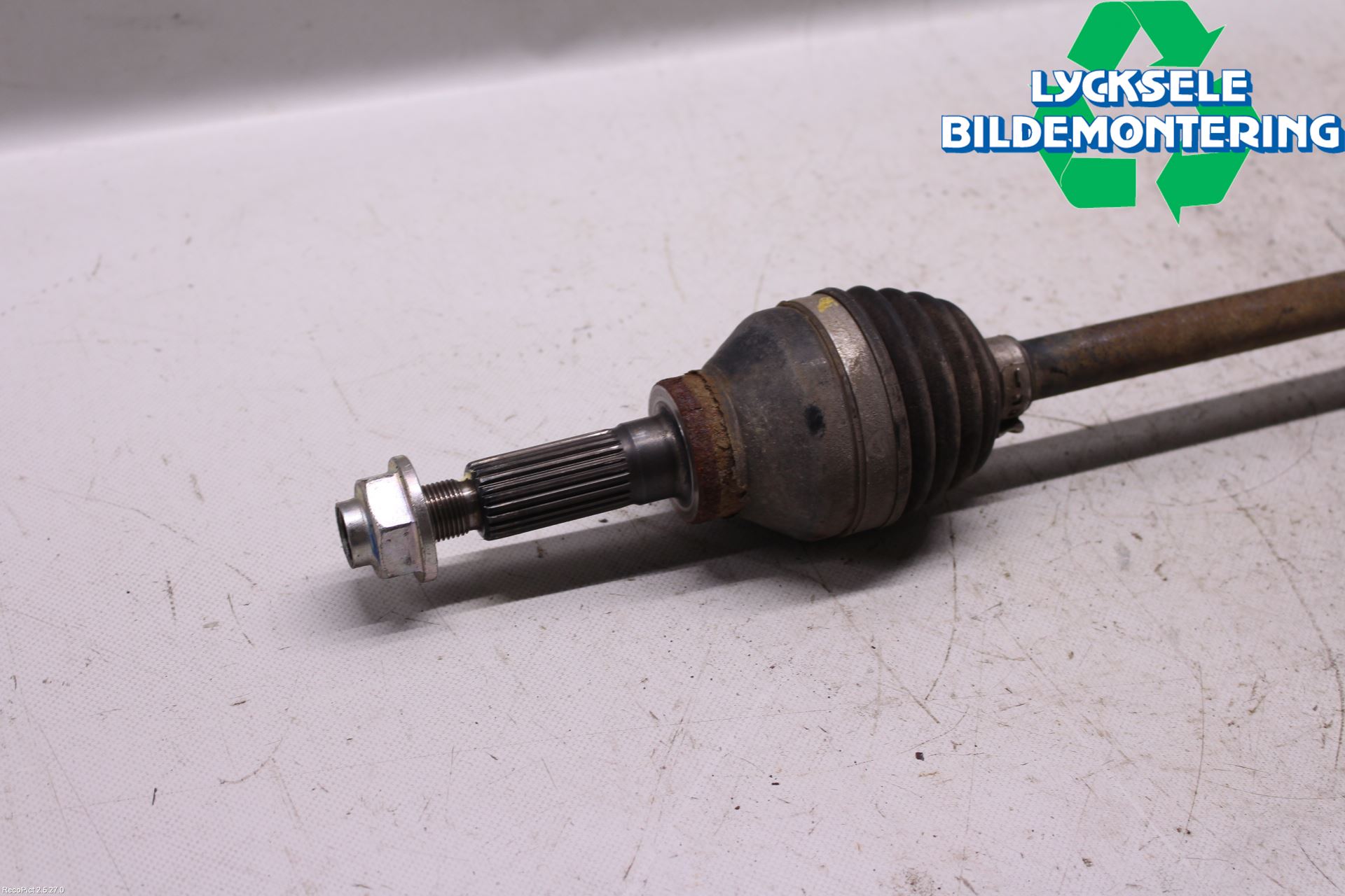 Suzuki SX4 S-CROSS 14-21 Drivaxel Bak Höger