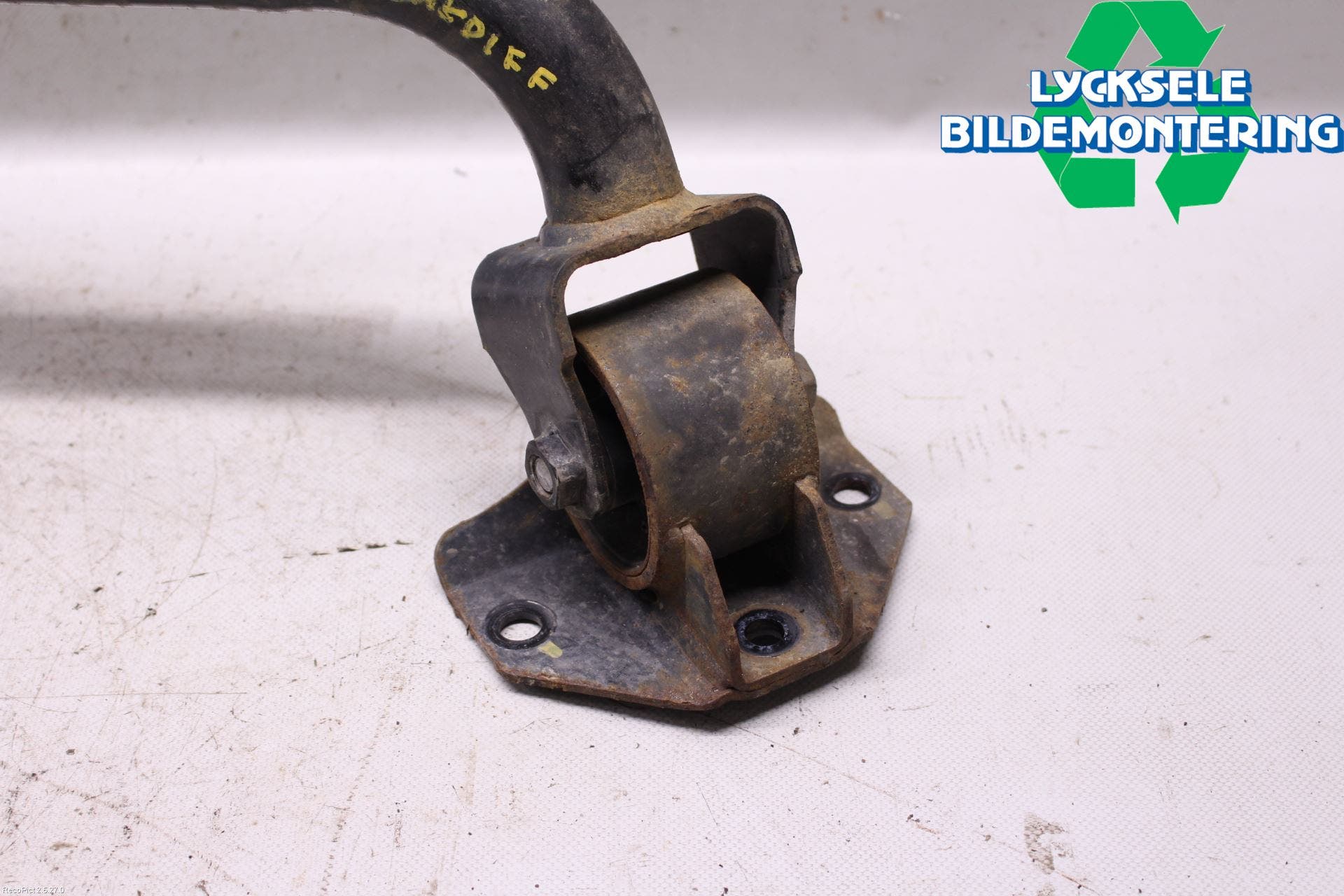 Suzuki SX4 S-CROSS 14-21 Bakaxelbalk