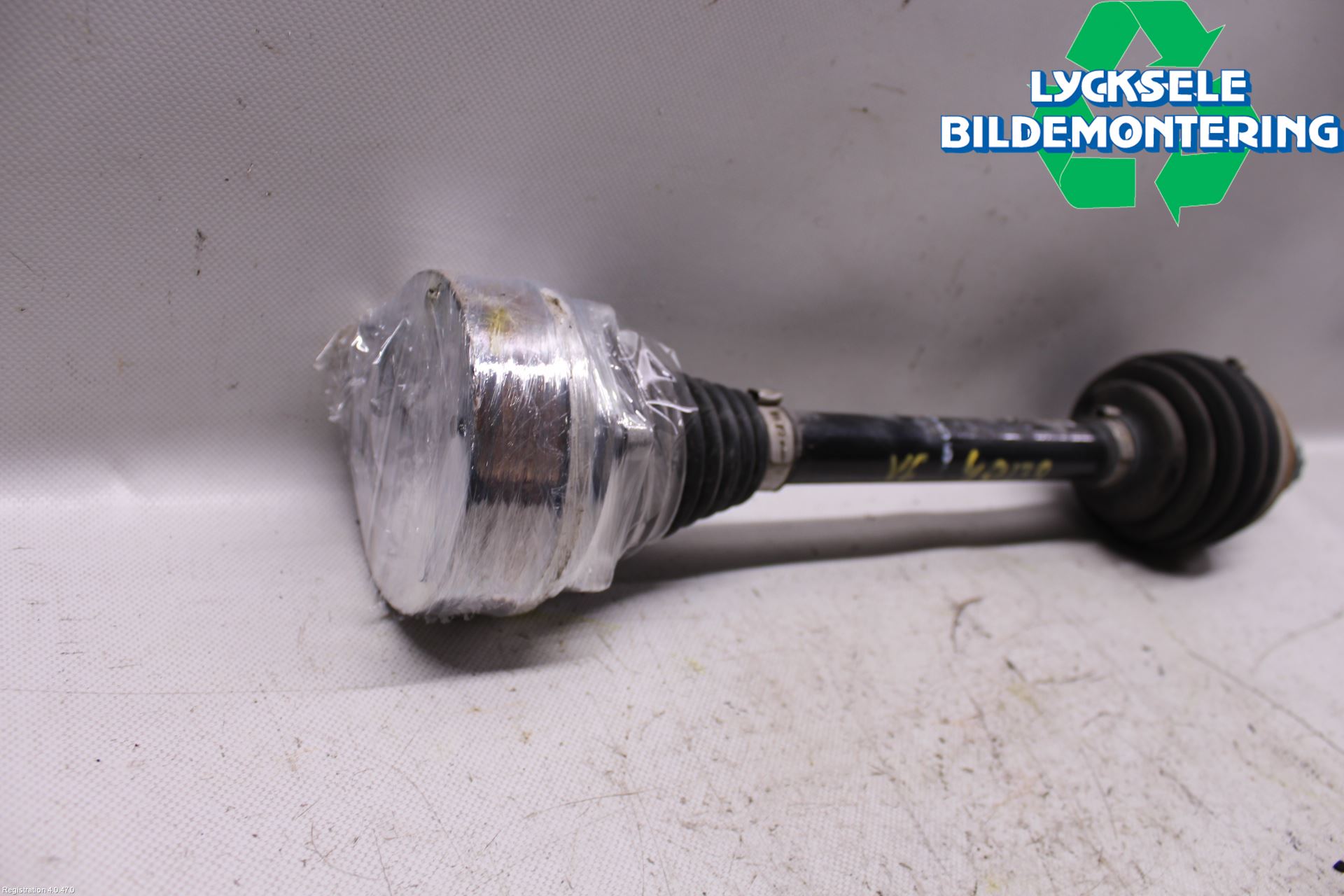 Skoda RAPID Drivaxel Fram Vänster