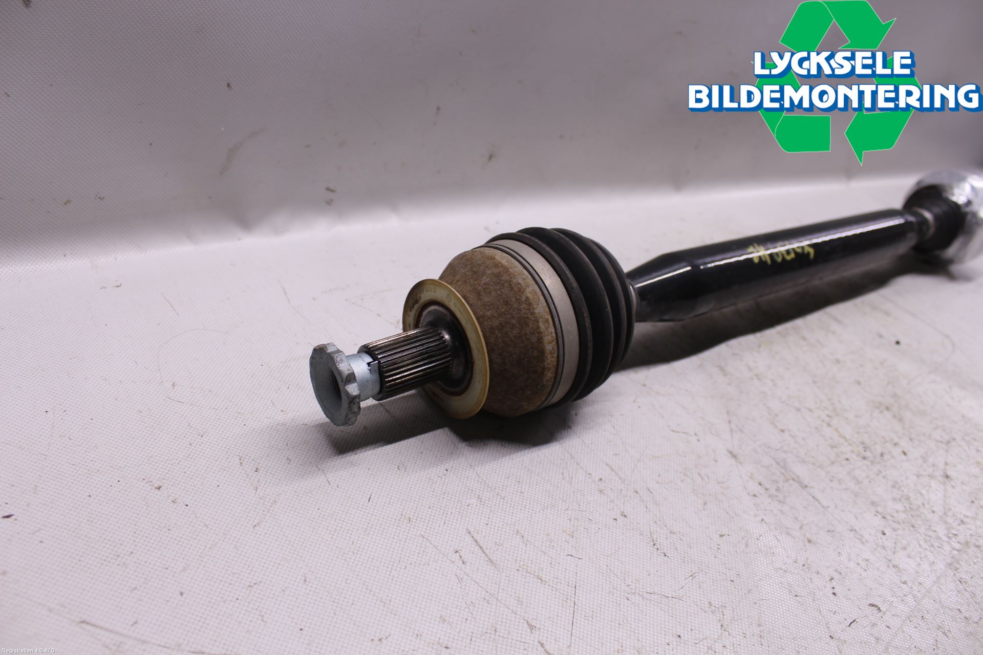 Skoda RAPID Drivaxel Fram Höger