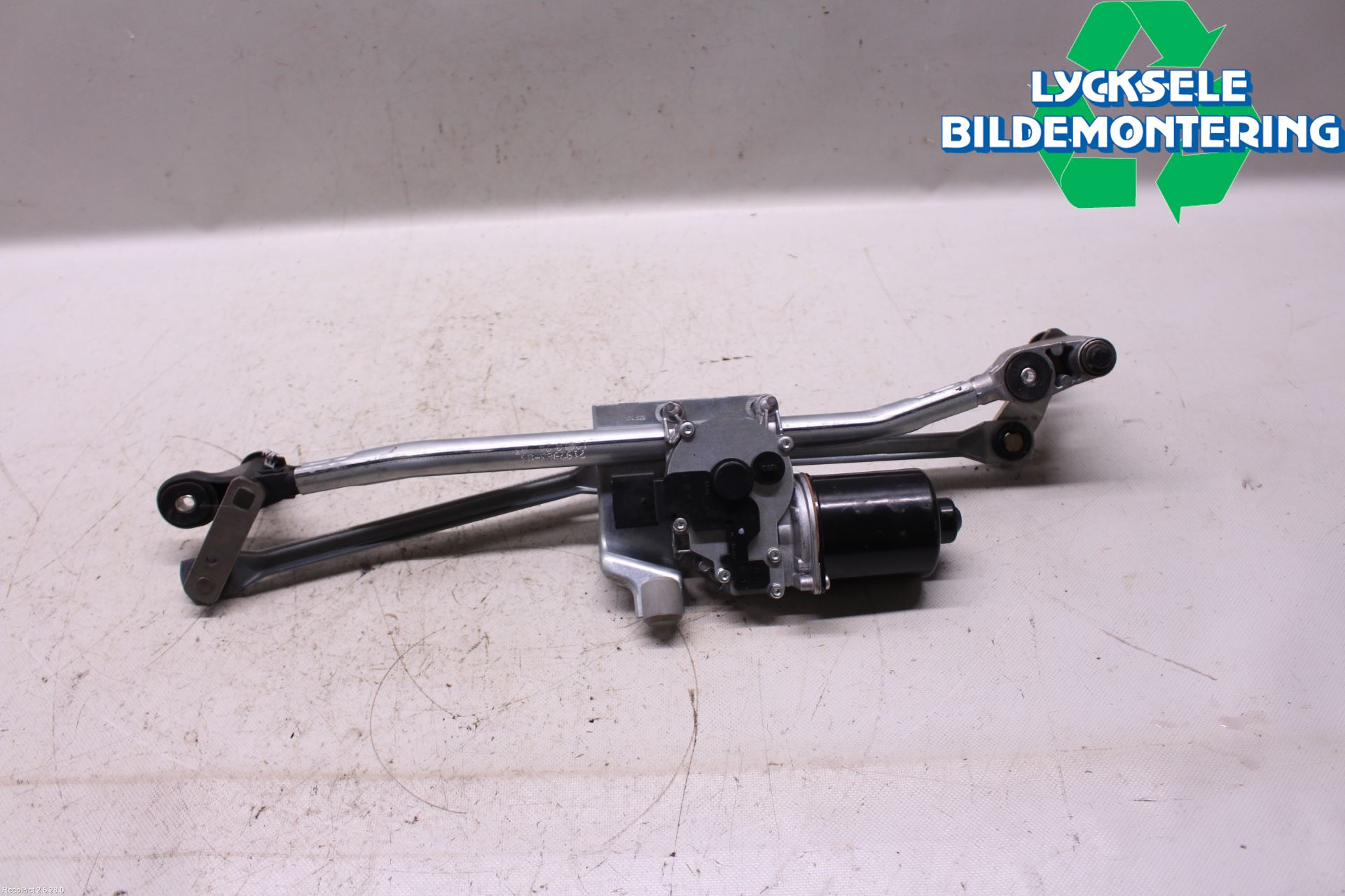 BMW 1 E82/88 Coupé/Cab 06-13 Torkarmekanism Vindruta