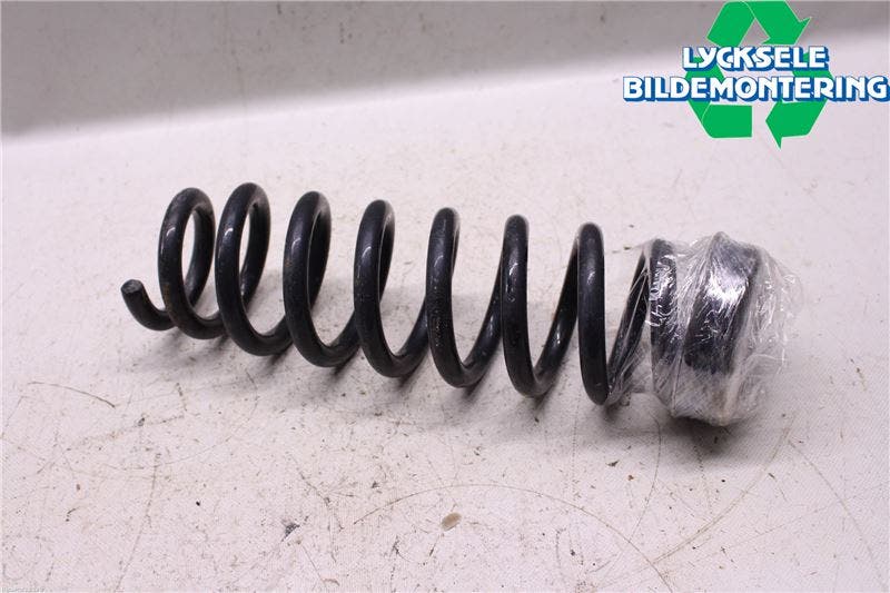 BMW 1 E82/88 Coupé/Cab 06-13 Fjäder Bak