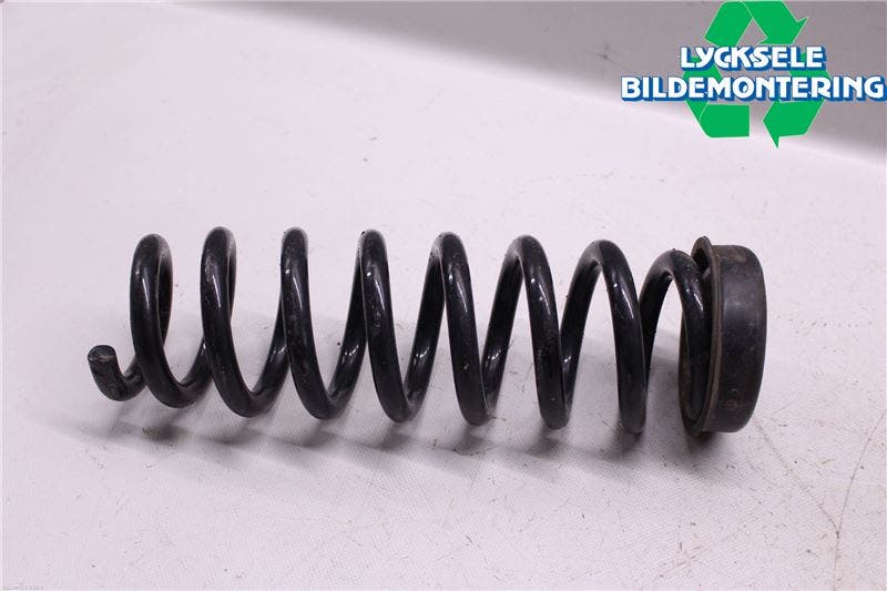 BMW 1 E82/88 Coupé/Cab 06-13 Fjäder Bak