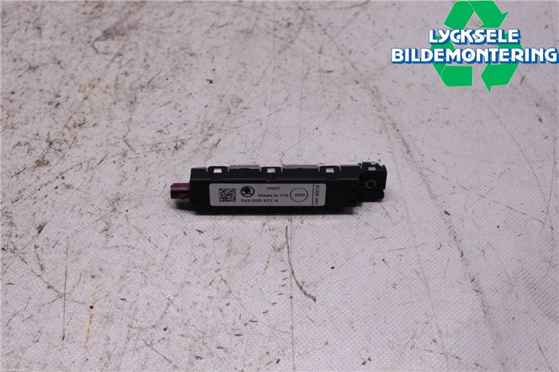 Skoda RAPID Antennförstärkare