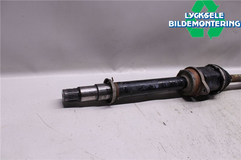 Toyota AVENSIS 09-15 Drivaxel Fram Höger