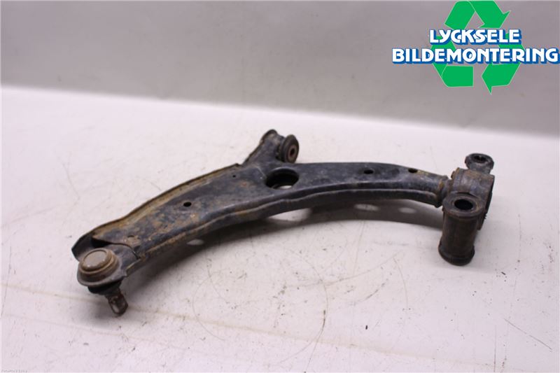 Mazda 3 III 14-19 Bärarm Fram Undre Hö