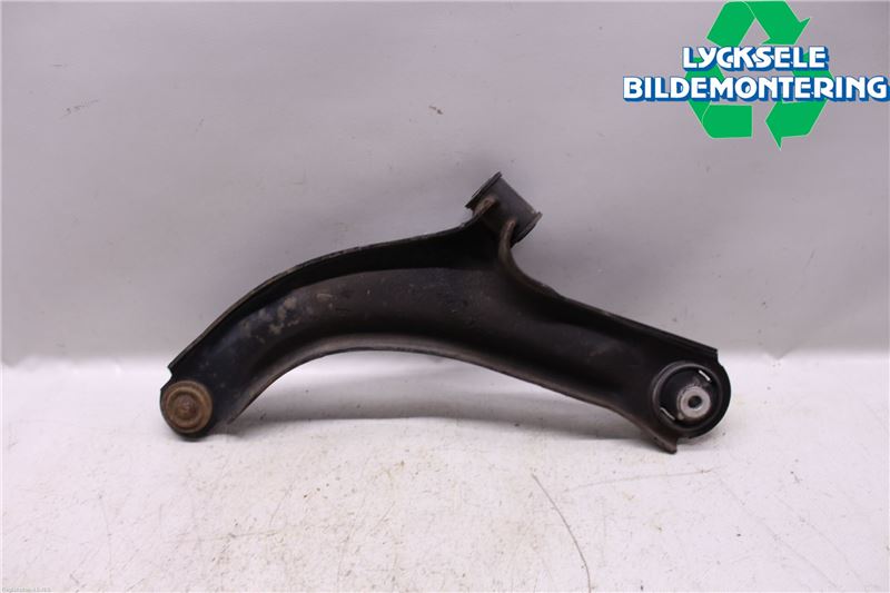Nissan MICRA 08-10 Bärarm Fram Undre Hö