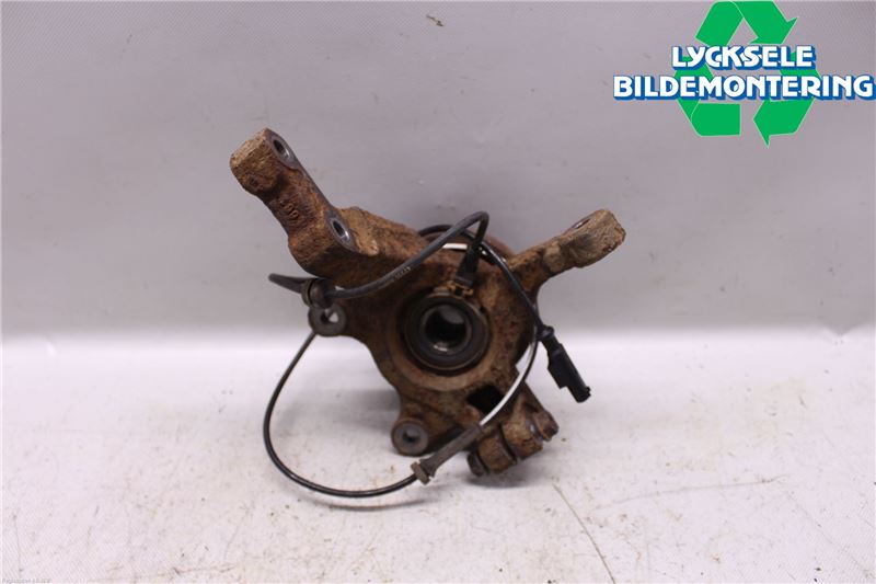 Nissan MICRA 08-10 Styrspindel Lagerhus Hö