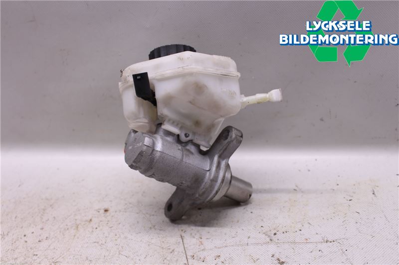 BMW 3 F30/F31/F80 12-19 Broms Huvudcylinder
