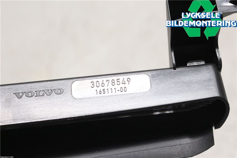 Volvo XC70 08-13 Bromsljus Bakruta