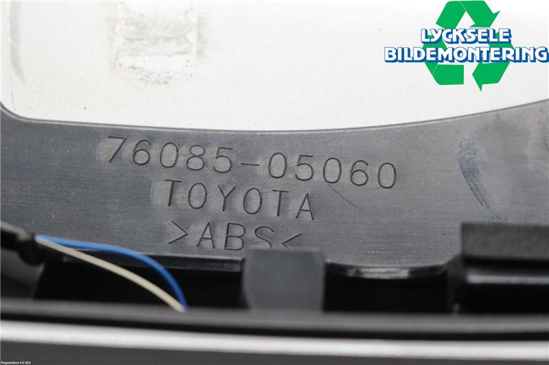 Toyota AVENSIS 09-15 Spoiler Baklucka