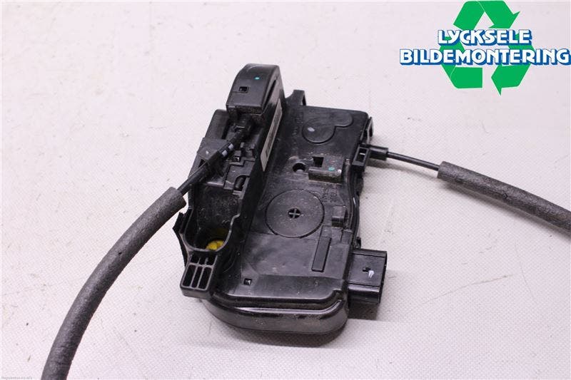 Kia SPORTAGE (QL) 16-21 Låskista-Dörrlås