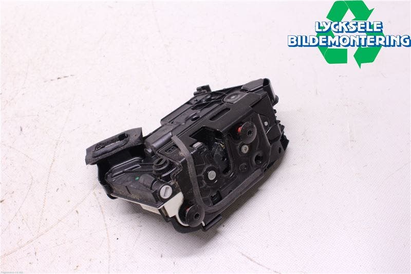 Volkswagen VW POLO 10-17 Låskista-Dörrlås