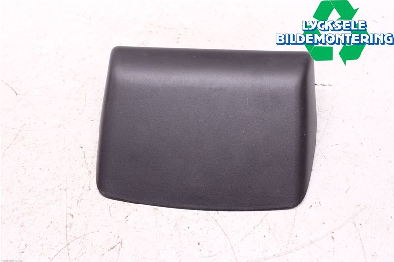 Nissan MICRA 08-10 Bromsljus Bakruta