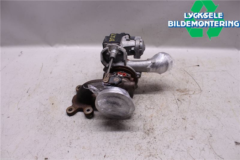 Volkswagen VW POLO 10-17 Turboaggregat