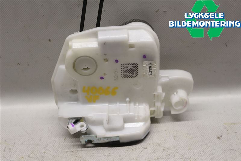 Mitsubishi L200 16-23 Låskista-Dörrlås