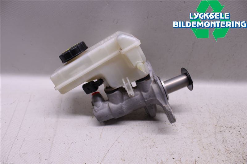 Volkswagen VW PASSAT 15-19 Broms Huvudcylinder