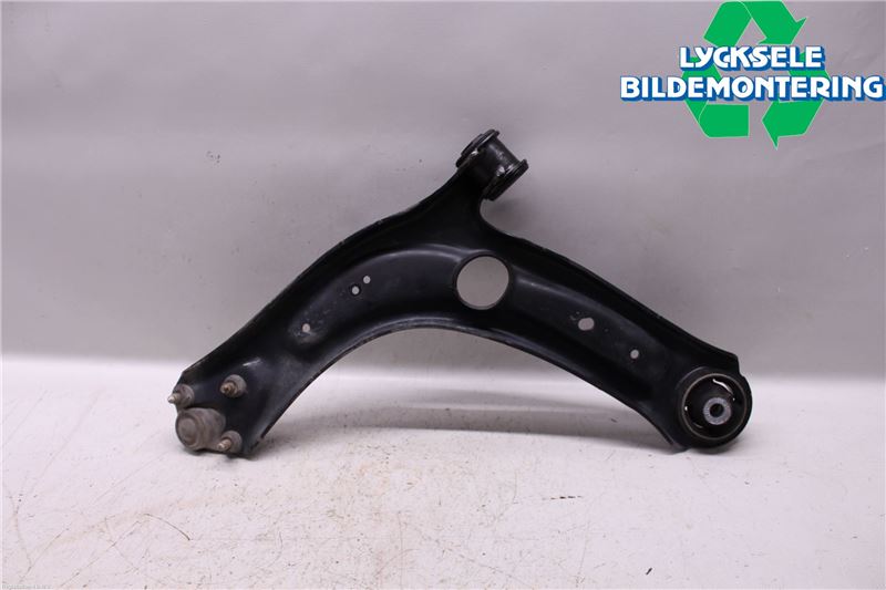 Volkswagen VW PASSAT 15-19 Bärarm Fram Undre Hö