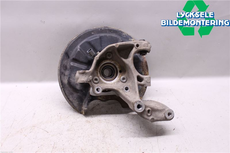 Volkswagen VW PASSAT 15-19 Hjullagerhus Bak Hö