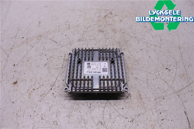 Audi A6 ALLROAD 12-18 Styrenhet Strålkastare