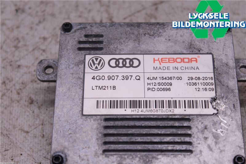 Audi A6 ALLROAD 12-18 Styrenhet Strålkastare