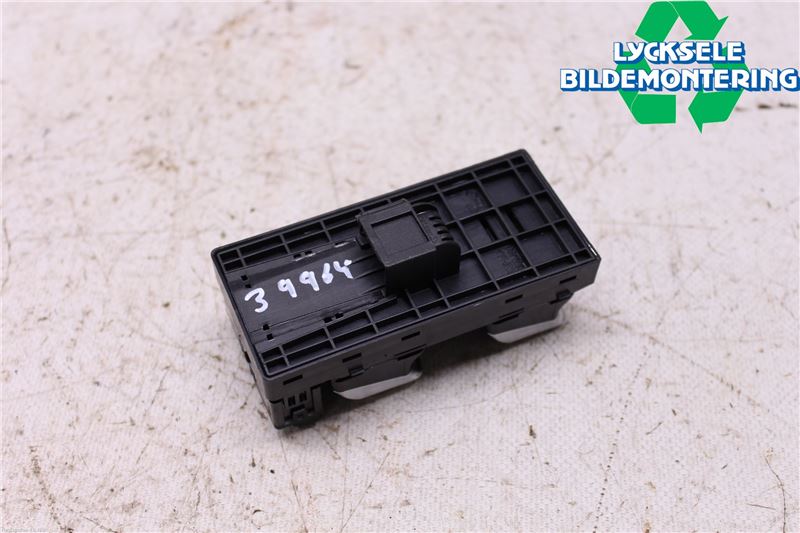 Audi A6 ALLROAD 12-18 Strömställare Elhiss