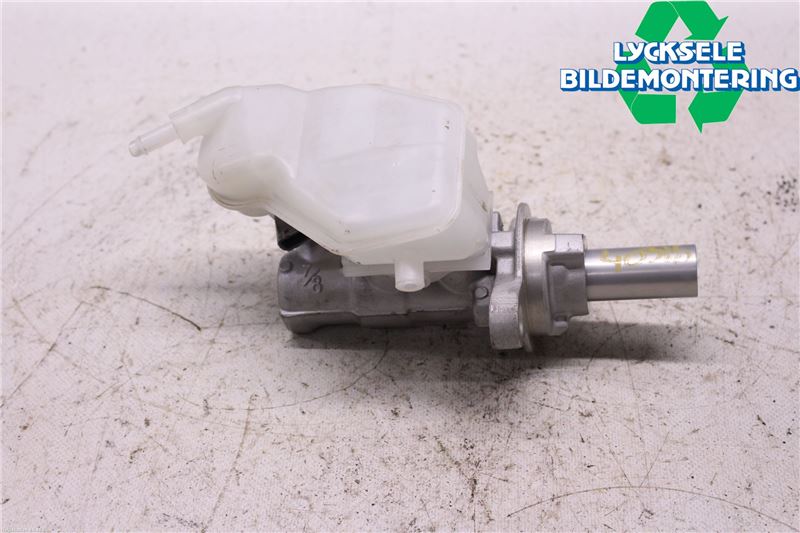 Mazda CX-3 Broms Huvudcylinder