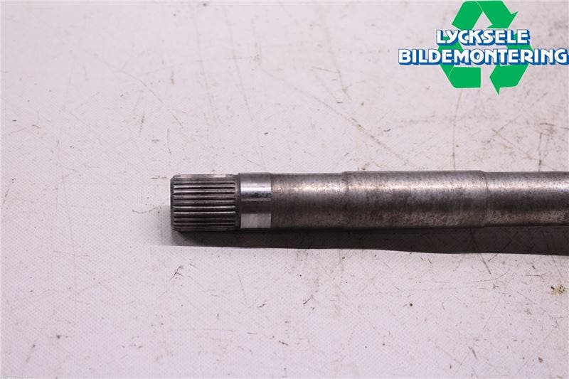 Mazda CX-3 Drivaxel Fram Höger