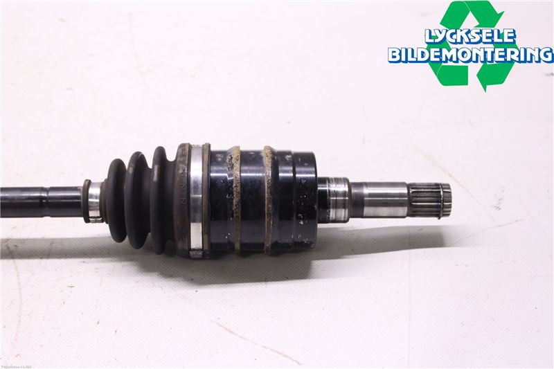 Mazda CX-3 Drivaxel Bak Höger