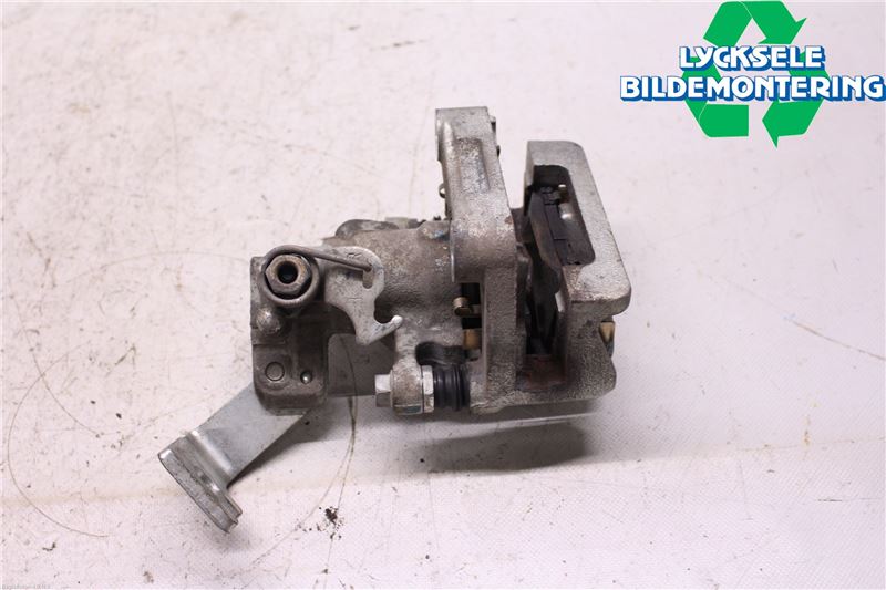 Mazda CX-3 Bromsok Bak Vänster