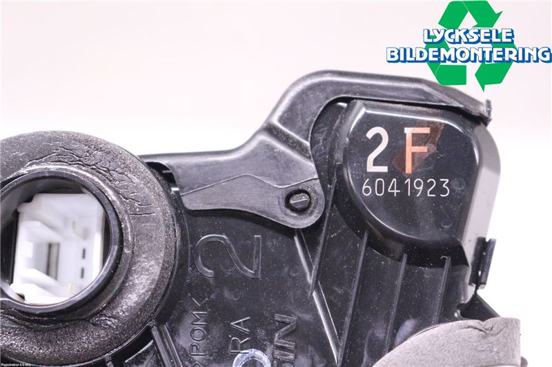 Subaru FORESTER SJ 13-18 Låskista-Dörrlås