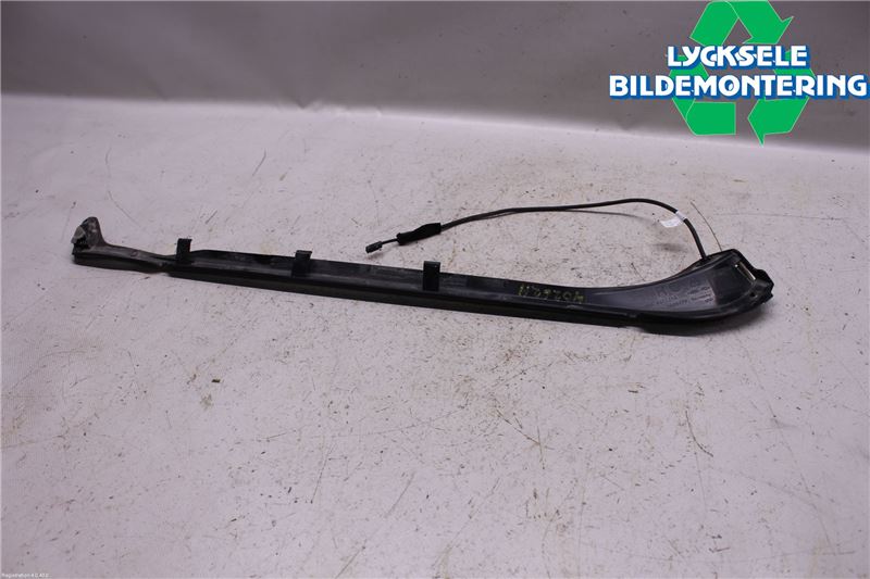 Volkswagen VW TIGUAN 16-24 List Bak-Baklucka