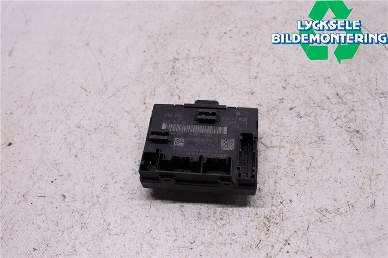 Volkswagen VW TIGUAN 16-24 Styrenhet Dörr