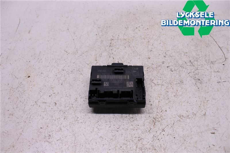Volkswagen VW TIGUAN 16-24 Styrenhet Dörr